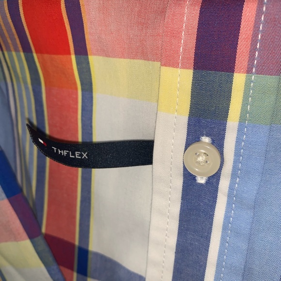 Men’s Tommy Hilfiger Casual Button up shirt - Picture 4 of 7